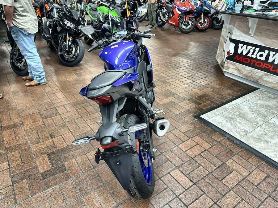 2025 Yamaha YZF R3 ABS