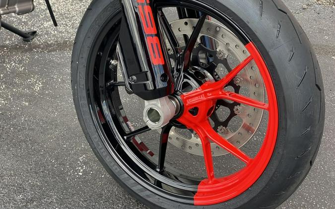 2026 Ducati Hypermotard 698 Mono RVE Graffiti - 004712