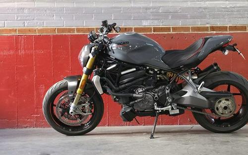2017 Ducati Monster 1200 S Liquid Concrete Grey
