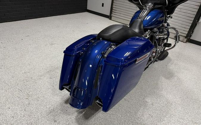 2017 Harley-Davidson Street Glide FLHX