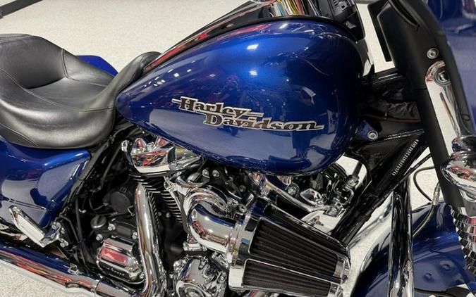 2017 Harley-Davidson Street Glide FLHX
