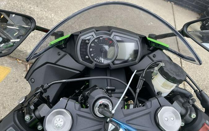 2023 Kawasaki Ninja® ZX™-6R ABS KRT Edition