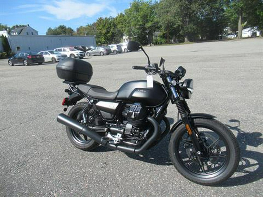 2022 Moto Guzzi V7 Stone