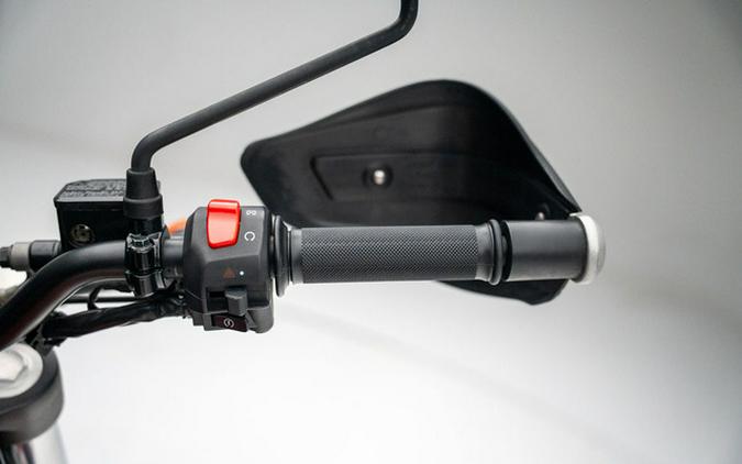 2023 Royal Enfield Scram 411 White Flame