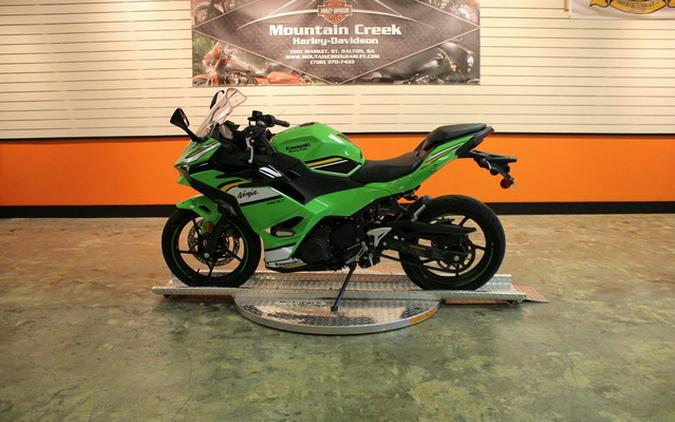 2025 Kawasaki Ninja 500 SE ABS