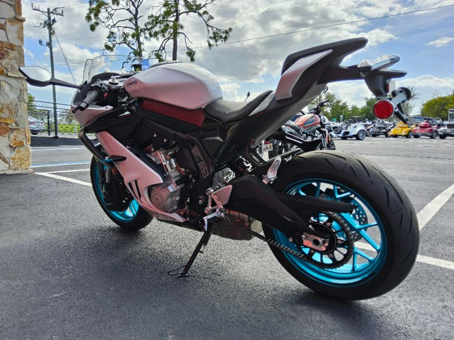 2026 CFMOTO 675SS