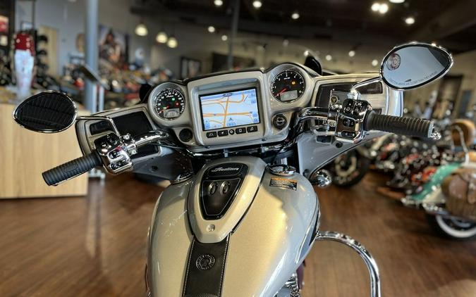 2022 Indian Motorcycle® Chieftain® Limited Silver Quartz Metallic