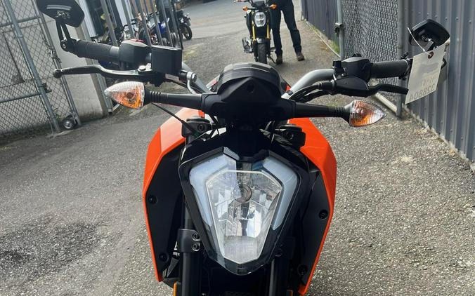 2022 KTM 200 DUKE