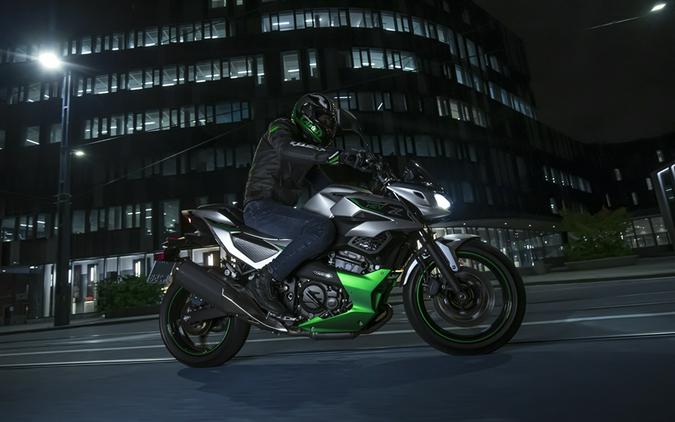 2024 Kawasaki Z7 Hybrid ABS