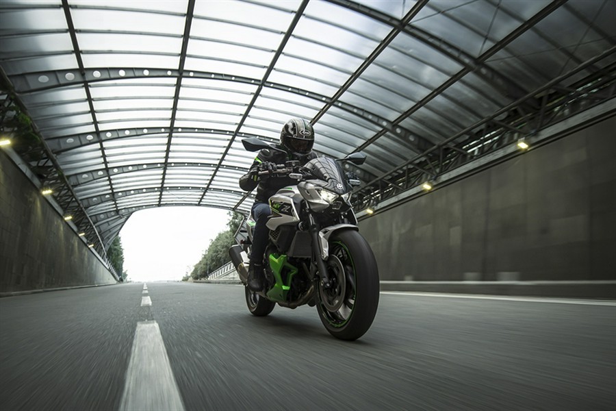 2024 Kawasaki Z7 Hybrid ABS