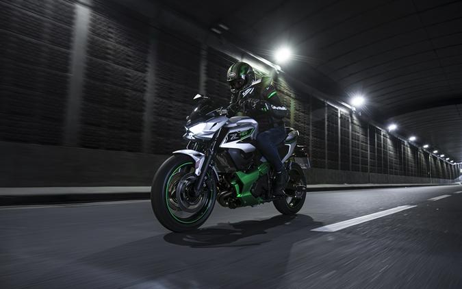 2024 Kawasaki Z7 Hybrid ABS