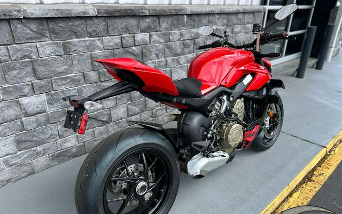 2024 Ducati Streetfighter V4