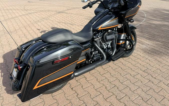 FLTRXS 2022 Road Glide® Special