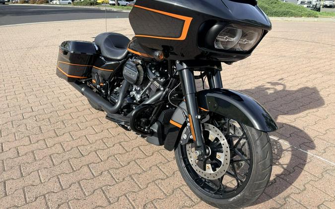 FLTRXS 2022 Road Glide® Special