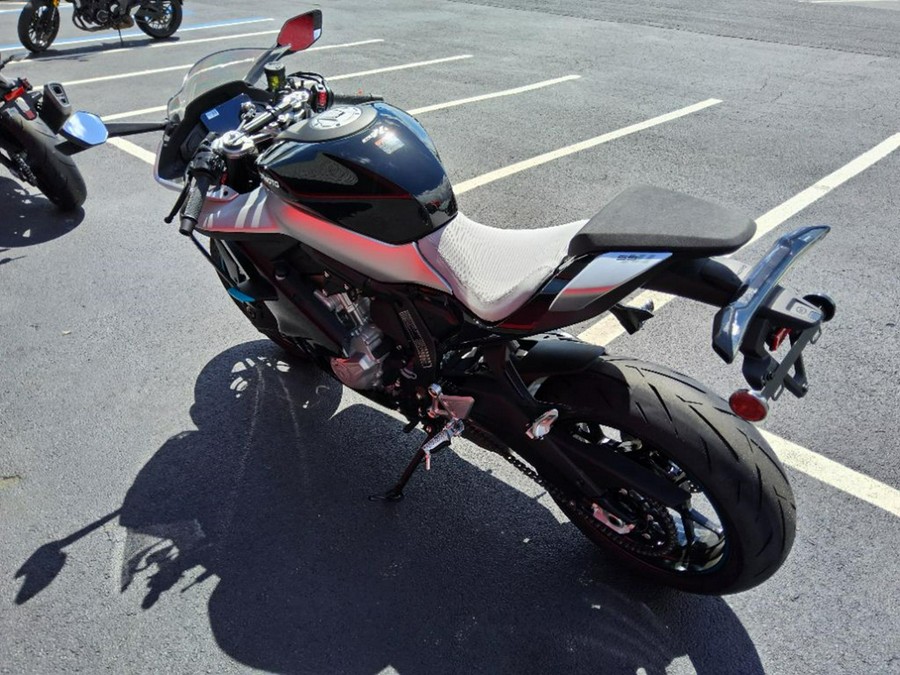 2026 CFMOTO 675SS