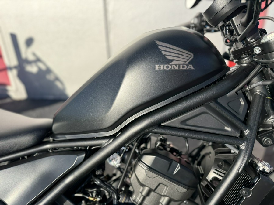 2026 Honda Rebel 300 E-Clutch Matte Black Metallic