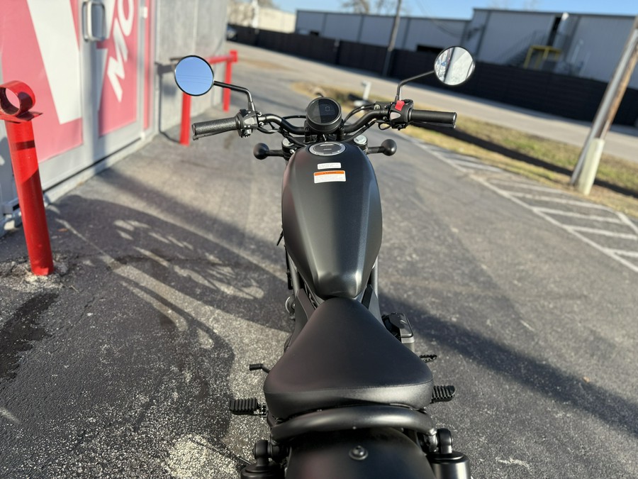 2026 Honda Rebel 300 E-Clutch Matte Black Metallic