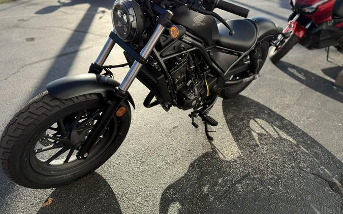 2026 Honda Rebel 300 E-Clutch Matte Black Metallic