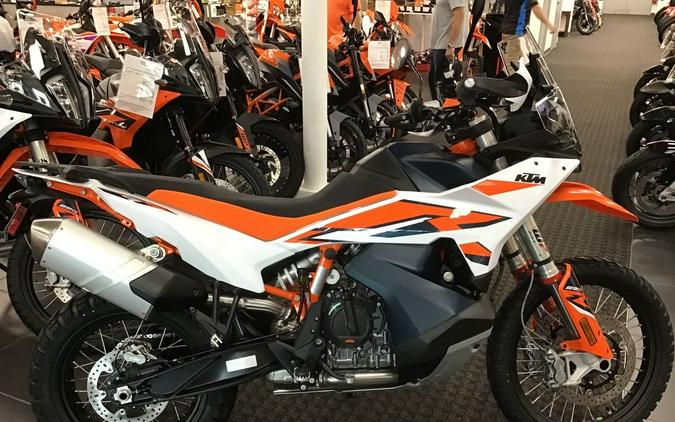 2023 KTM 890 Adventure R First Look [7 Fast Facts + 16 Photos]