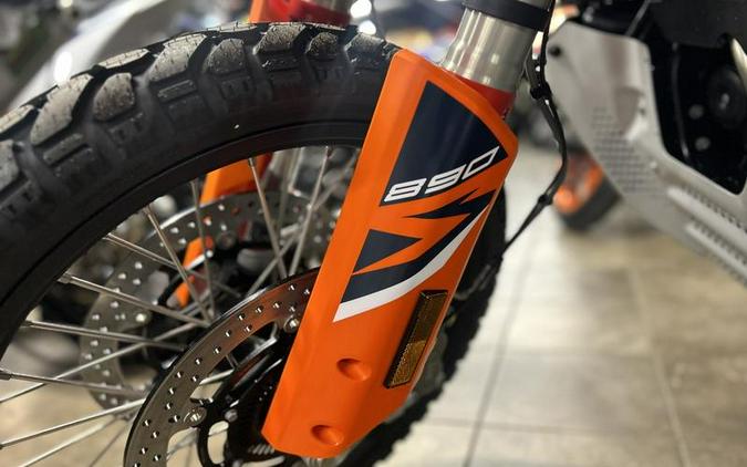 2024 KTM 890 Adventure R