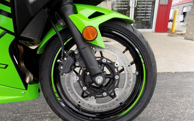 2024 Kawasaki Ninja 500 KRT Edition