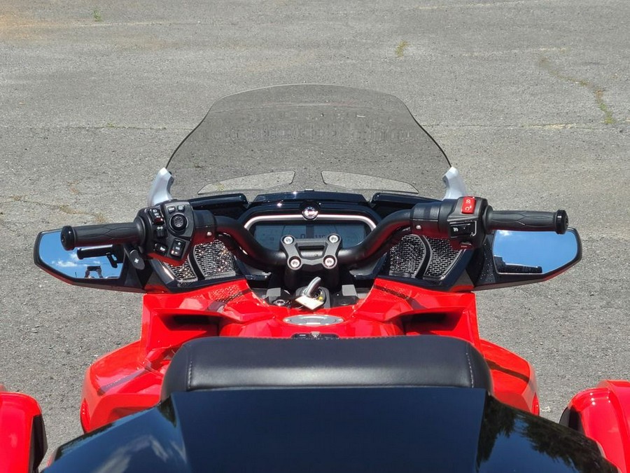 2023 Can-Am® SPYDER F3 LTD 1330 SE6