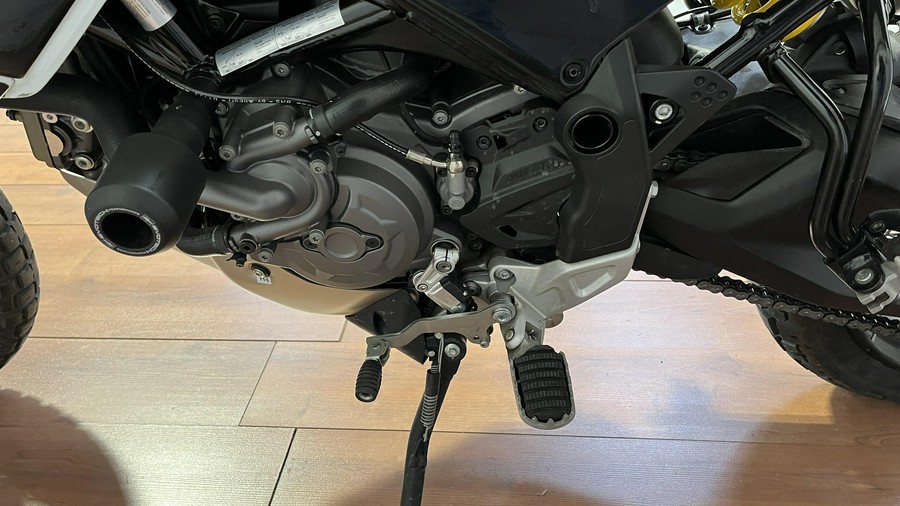 2024 Ducati DESERT X