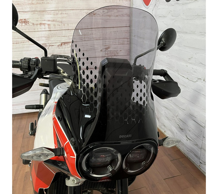 2024 Ducati DESERT X