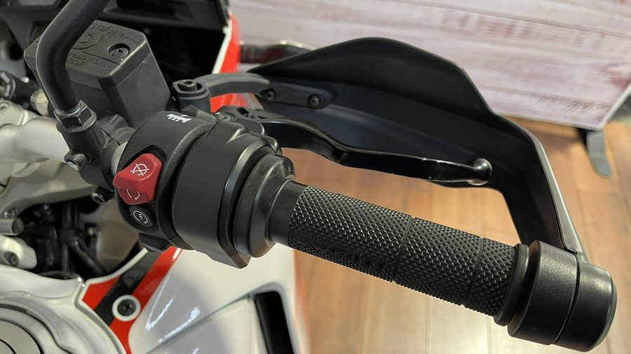 2024 Ducati DESERT X