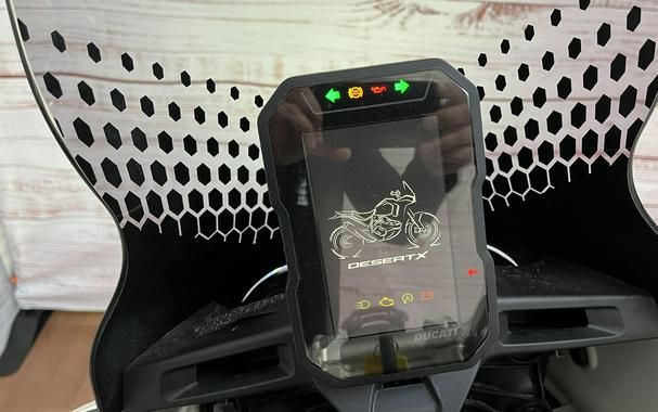 2024 Ducati DESERT X