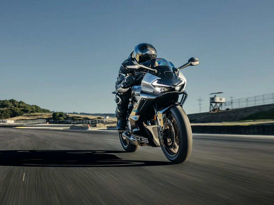 2026 CFMOTO 675SS