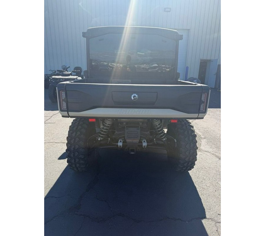 2026 Can-Am® Defender Limited HD11