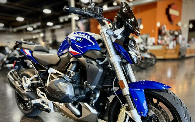 2023 BMW Motorrad R 1250 R Racing Blue Metallic