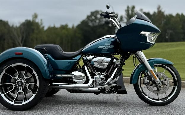 FLTRT 2026 Road Glide 3