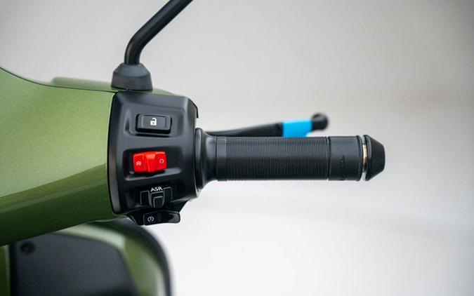 2027 Vespa GTS 310 SuperSport