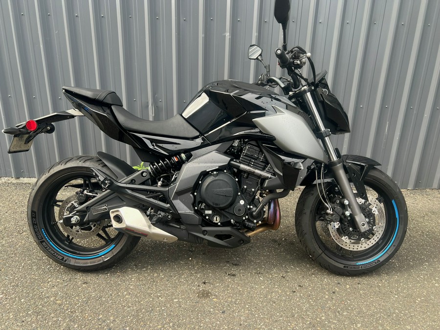 2022 CFMOTO CF650-7US