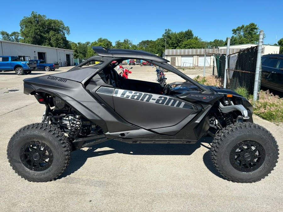 2024 Can-Am™ Maverick R X rs