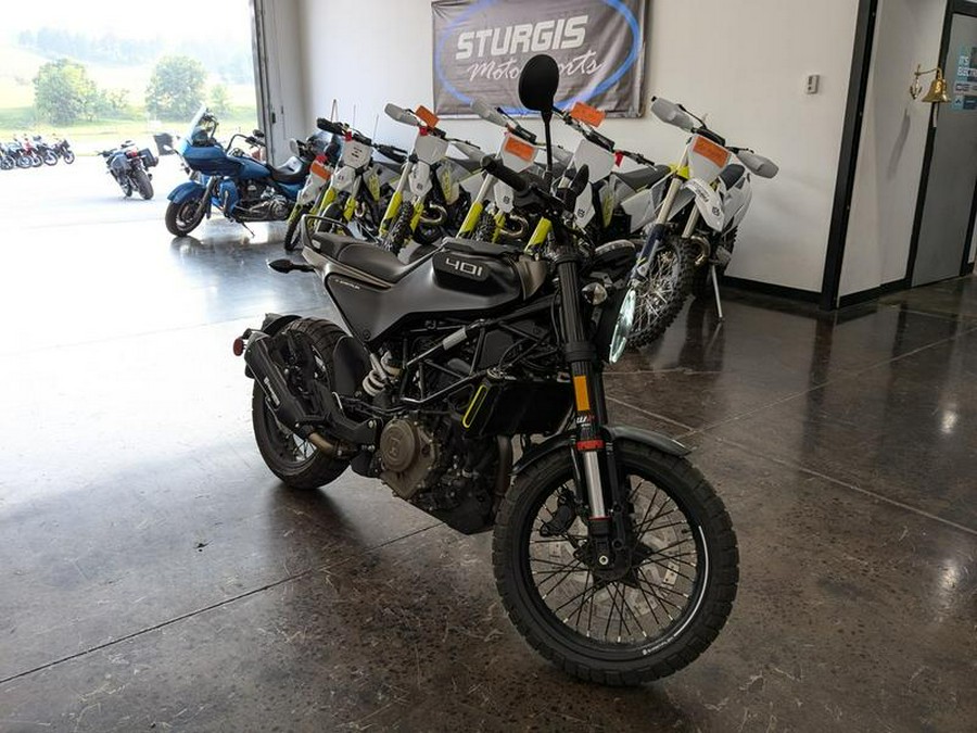 2023 Husqvarna® Svartpilen 401