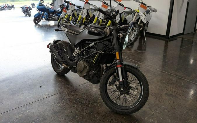 2023 Husqvarna SVARTPILEN 401