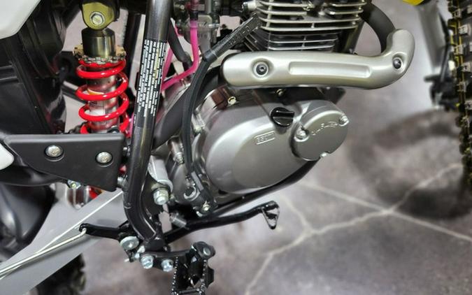 2025 Suzuki DR-Z125L