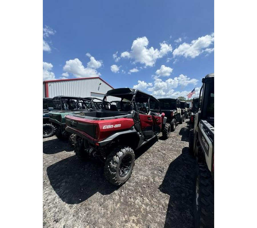 2025 Can-Am® Commander MAX XT 700