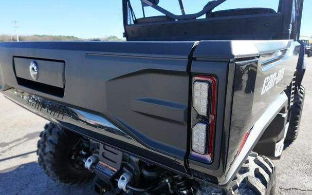 2026 Can-Am® Defender XT HD11