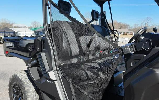 2026 Can-Am® Defender XT HD11