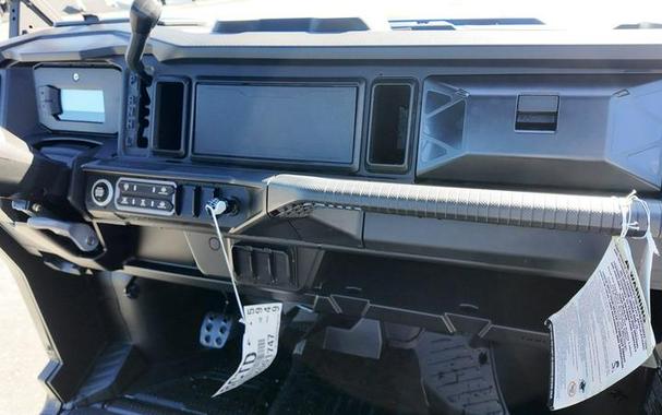 2026 Can-Am® Defender XT HD11