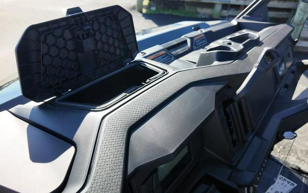 2026 Can-Am® Defender XT HD11