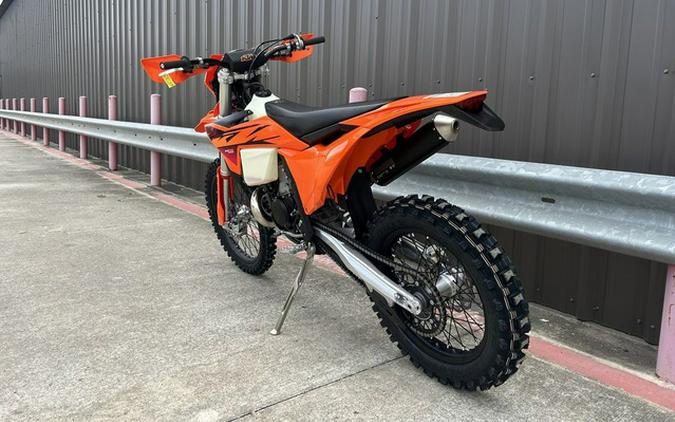 2026 KTM XC 300 W