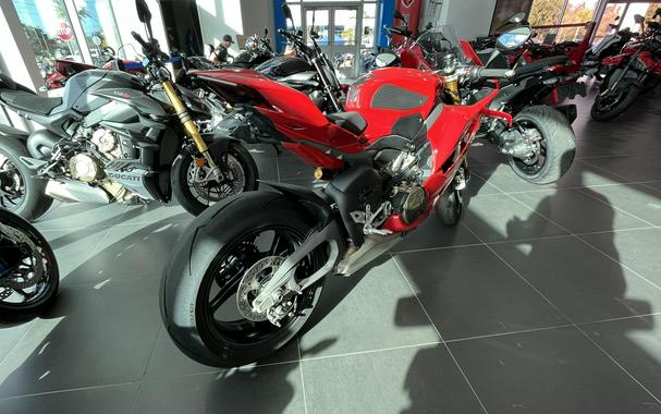 2025 Ducati PANIGALE V4