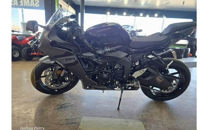 2026 Ninja® ZX™-6R Base - Kawasaki