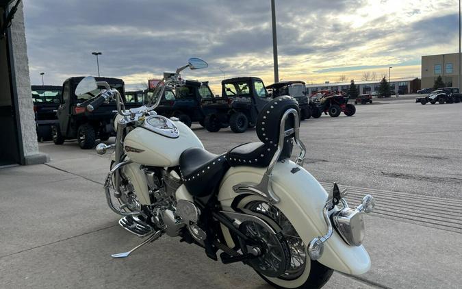 2000 Yamaha 1600 Road Star Millennium Edition