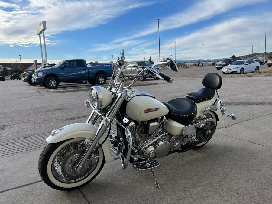 2000 Yamaha 1600 Road Star Millennium Edition